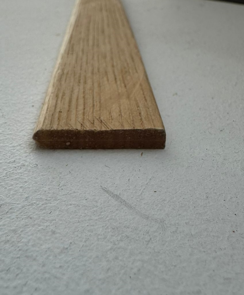 Планкен Дуб массив 28х5мм (фаска 2v)